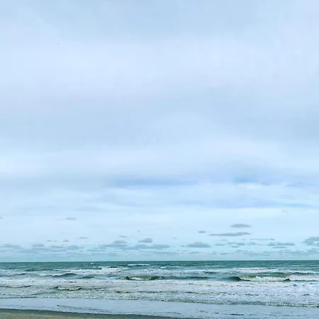 Ocean View Coastal Escape, Cleaning Included Nieuwpoort